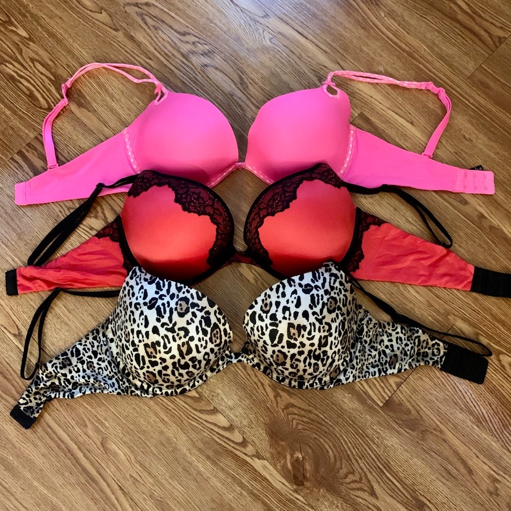 34DD Pink & White Polka Dot Victoria’s Secret Bra